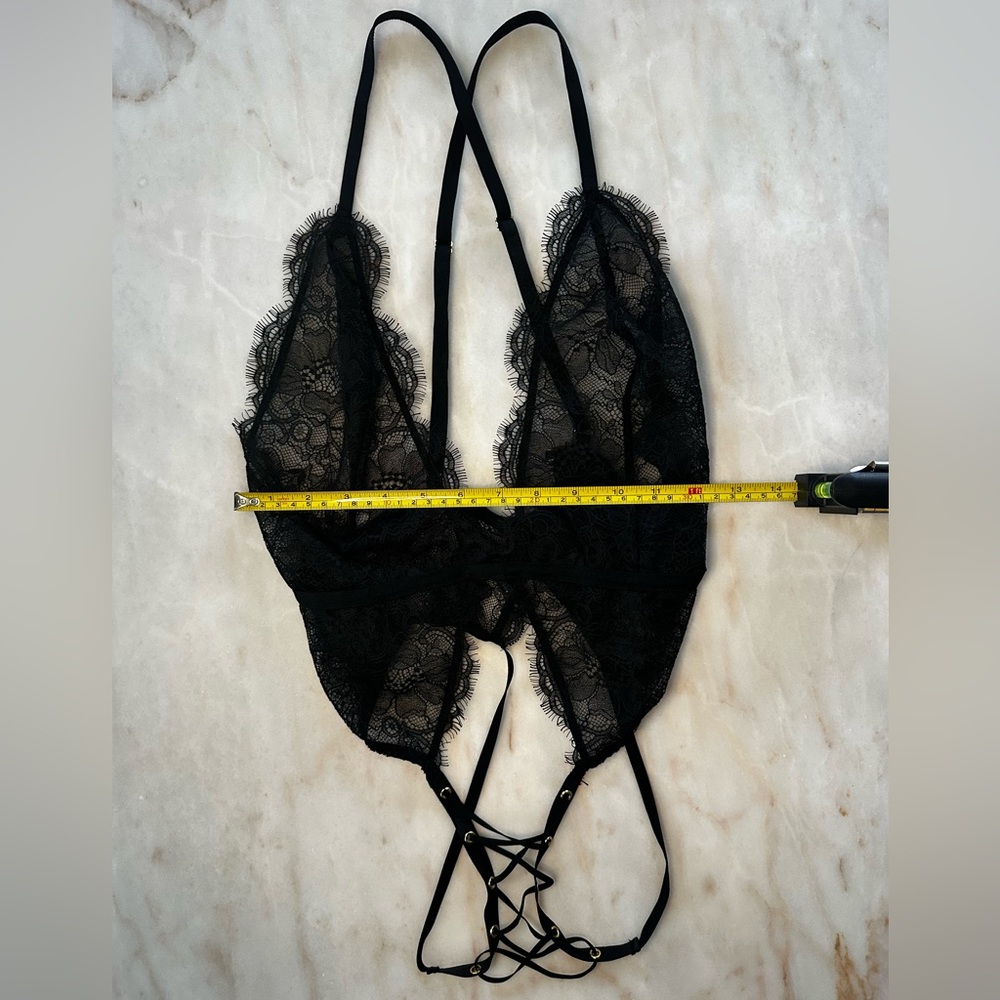 Victoria's Secret Black Lace Strappy Teddy - Picture 9 of 11